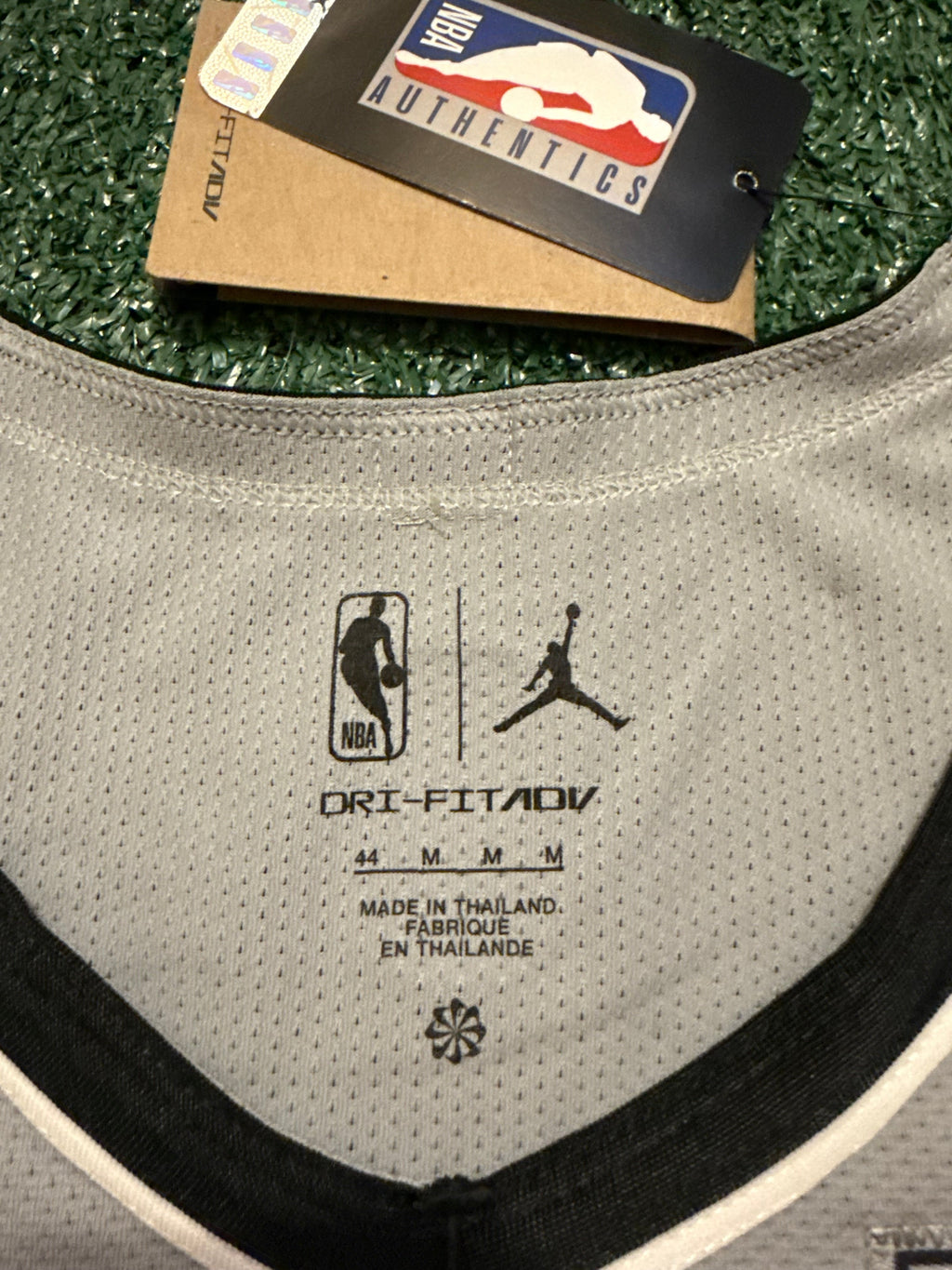 Victor Wembanyama San Antonio Spurs Jersey #1 Nike ADV Authentic Gray Size 44 (M) NBA