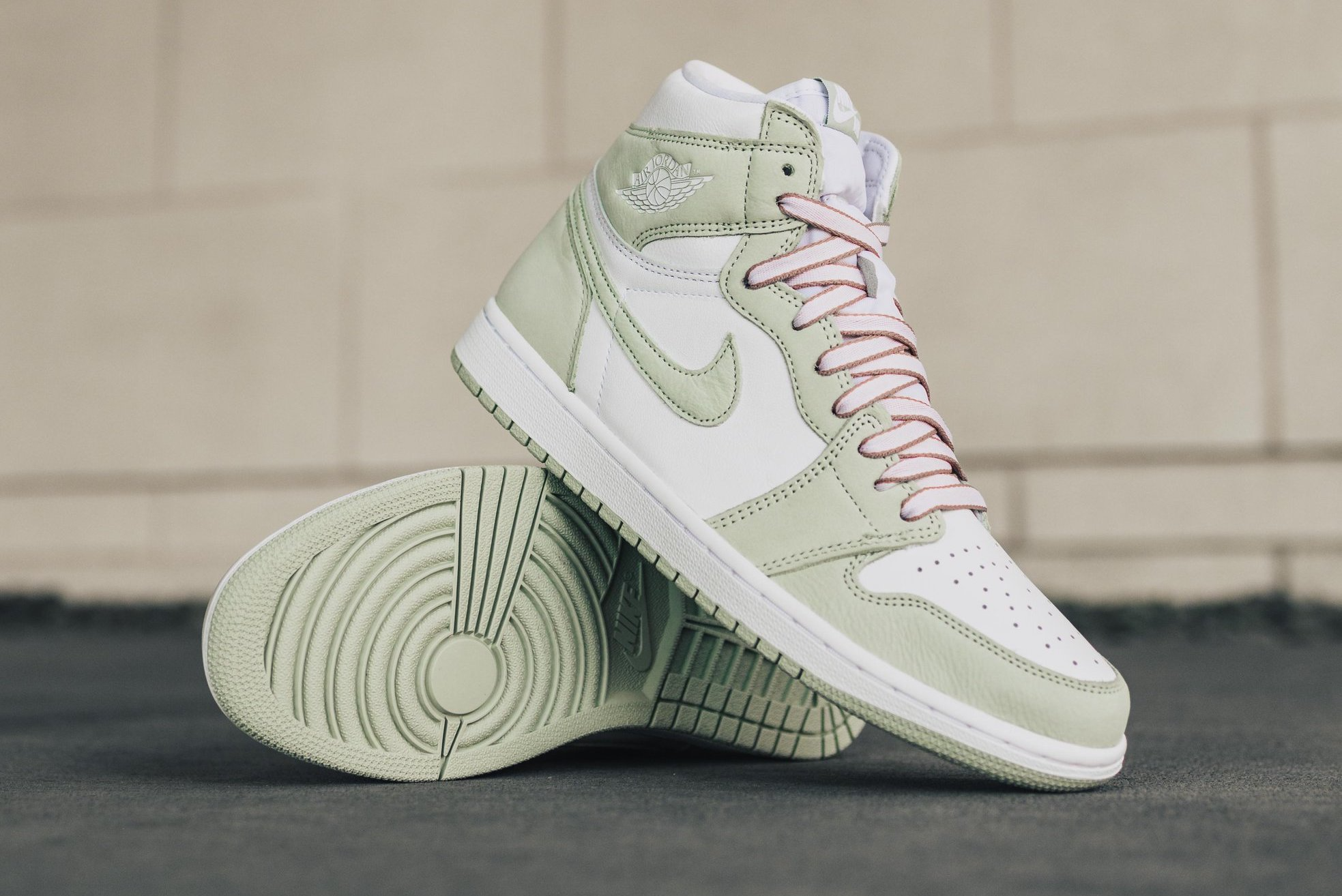 Jordan 1 High OG Seafoam (W)