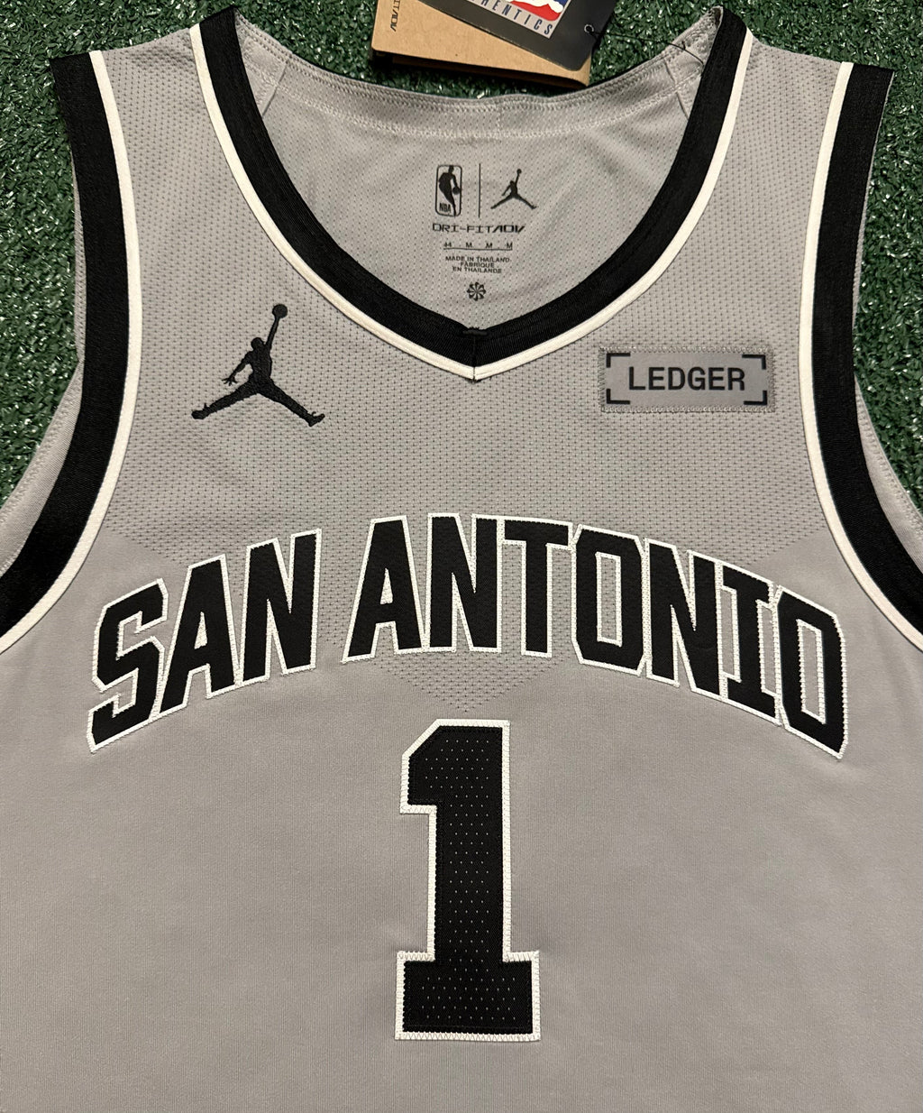 Victor Wembanyama San Antonio Spurs Jersey #1 Nike ADV Authentic Gray Size 44 (M) NBA