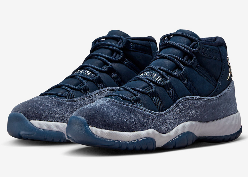 Jordan 11 Retro Midnight Navy (W)