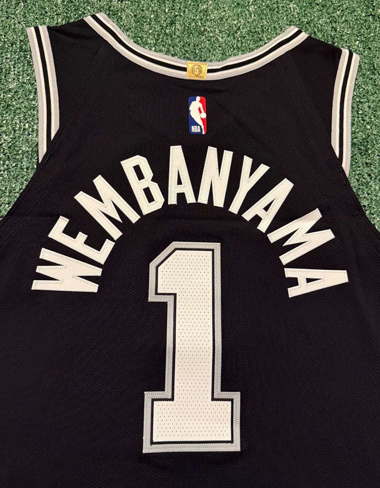 Victor Wembanyama San Antonio Spurs Jersey #1 Nike ADV Authentic Black Size 48 (L) NBA