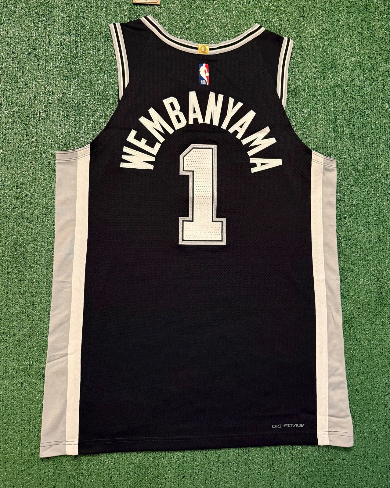 Victor Wembanyama San Antonio Spurs Jersey #1 Nike ADV Authentic Black Size 48 (L) NBA